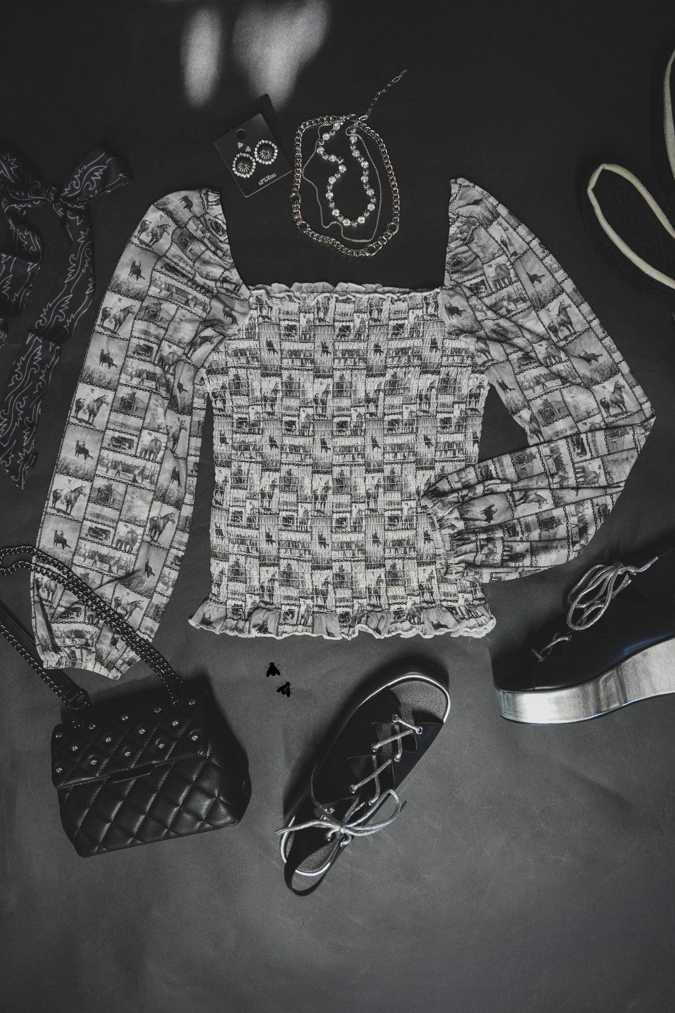 PONY PUFF TOP